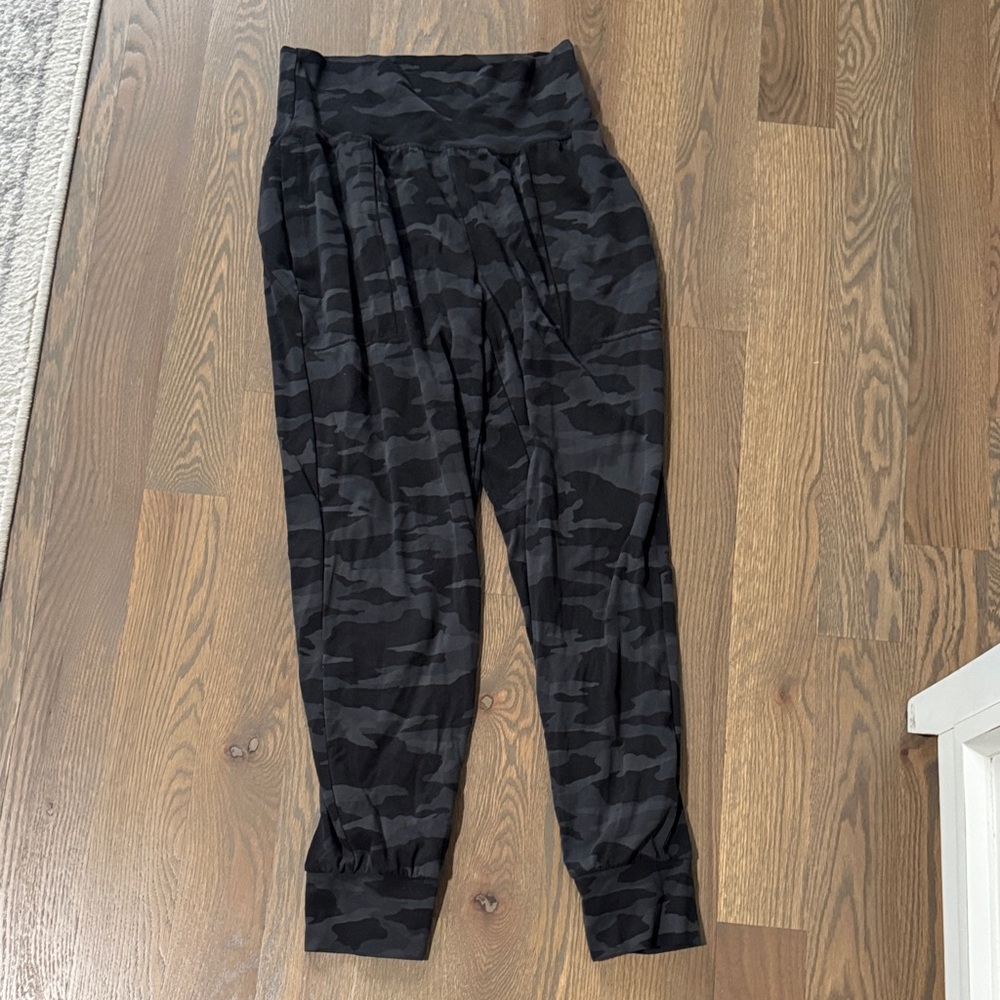 Women’s Black Camouflage Pants